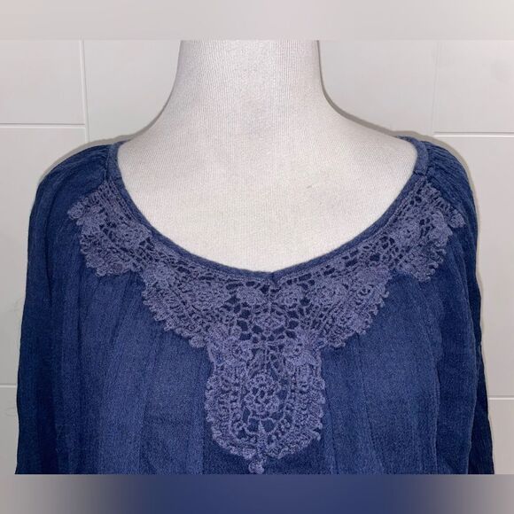 Blue peasant shirt - Picture 2 of 6